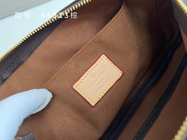 ルイヴィトンバッグ着用イメージ